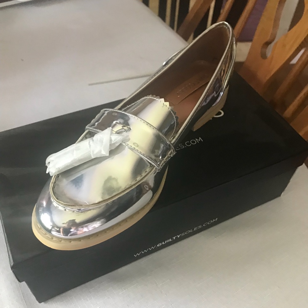 Guilty Soles Carolina metallic loafer